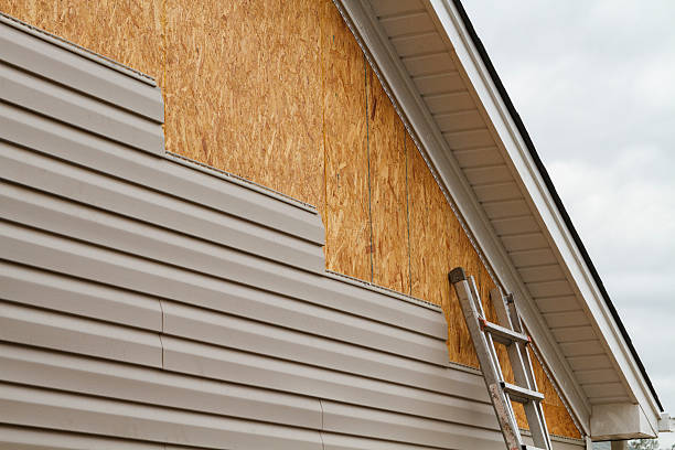 24/7 Emergency Siding experts in Rock Creek, OH